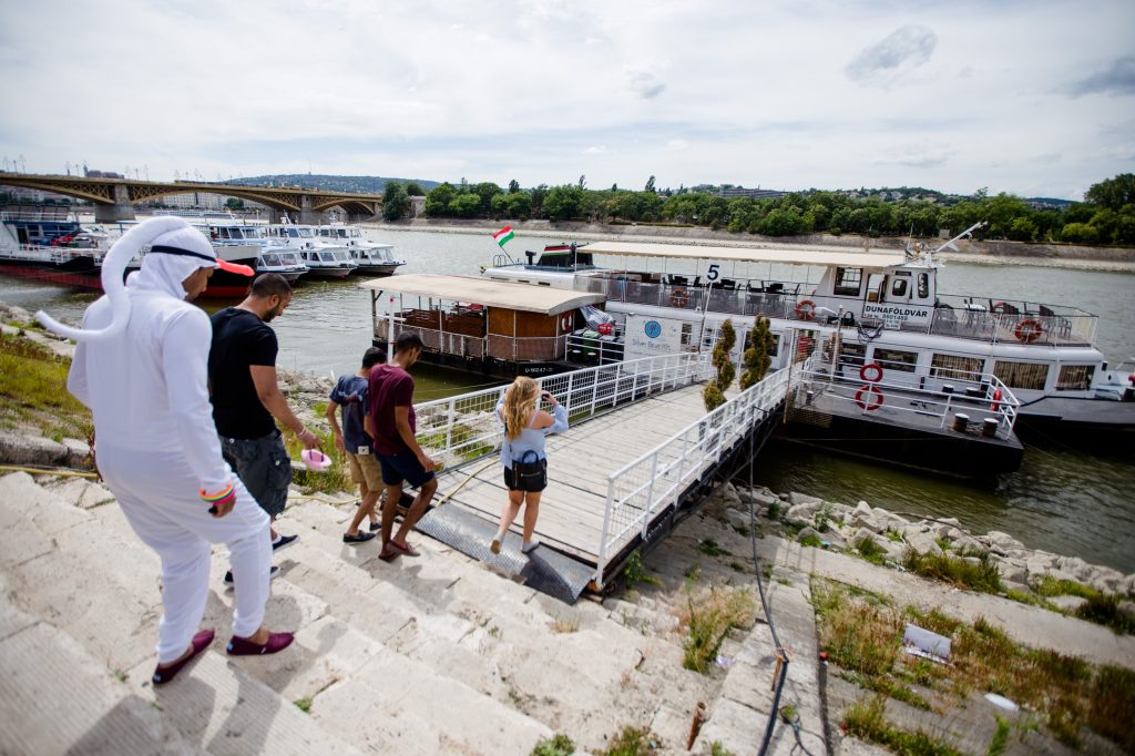 Top Stag Do Activities in Budapest. Danube River Cruise