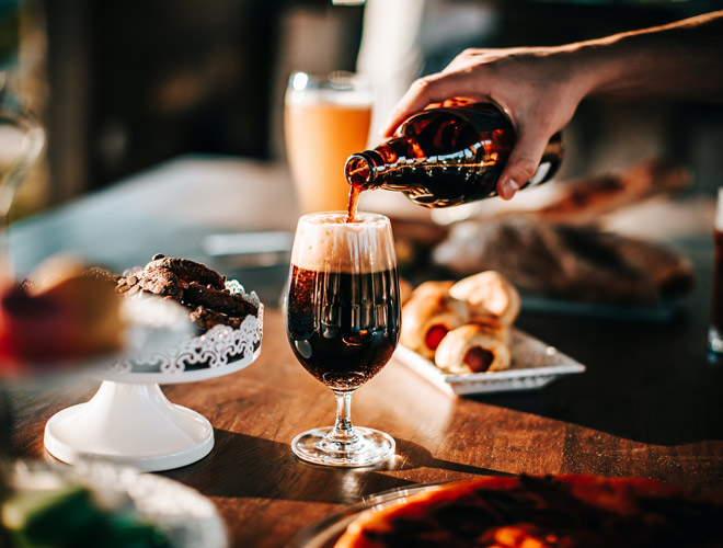 Planning activities and entertainment: Beer tasting.