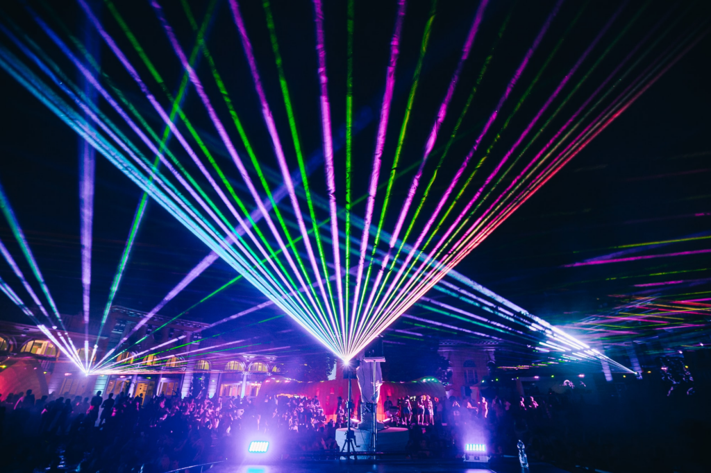 Szechenyi Thermal Bath: https://spartybooking.com/